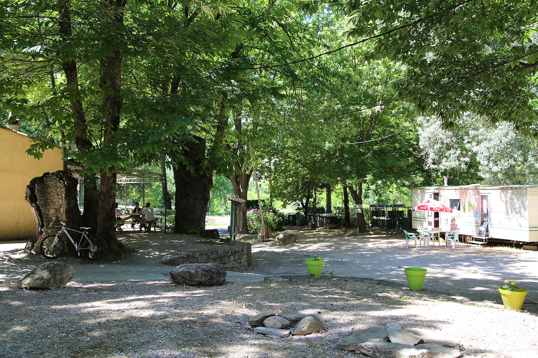 Camping Mobil-home Lamalou Les Bains Domaine De Gatinié